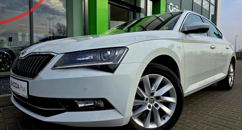 Skoda Superb cena 93900 przebieg: 57004, rok produkcji 2019 z Świdnica małe 742